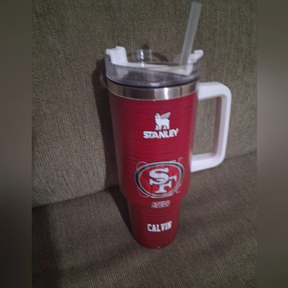 Stanley 49ers CALVIN  Red Insulated Tumbler with Handle. - Picture 3 of 6